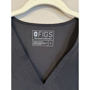 Womens Figs Technical Collection Black Scrub Top XL